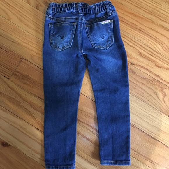 ⭐️SEPARATE LISTING BUNDLED 3T Hudson Girls Jeans - Picture 3 of 8
